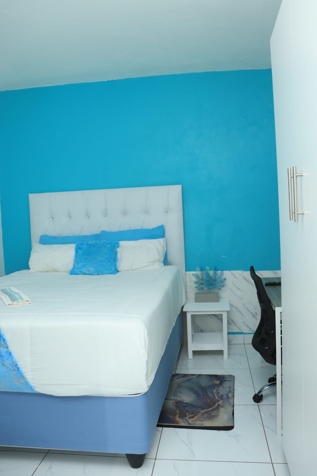 Monthly Room 1